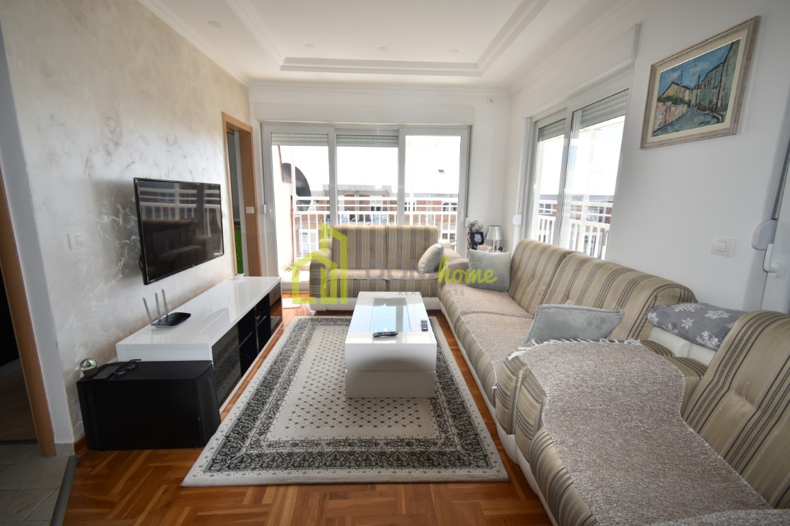 Četvorosoban stan 137m2, Ljubović-Zabjelo